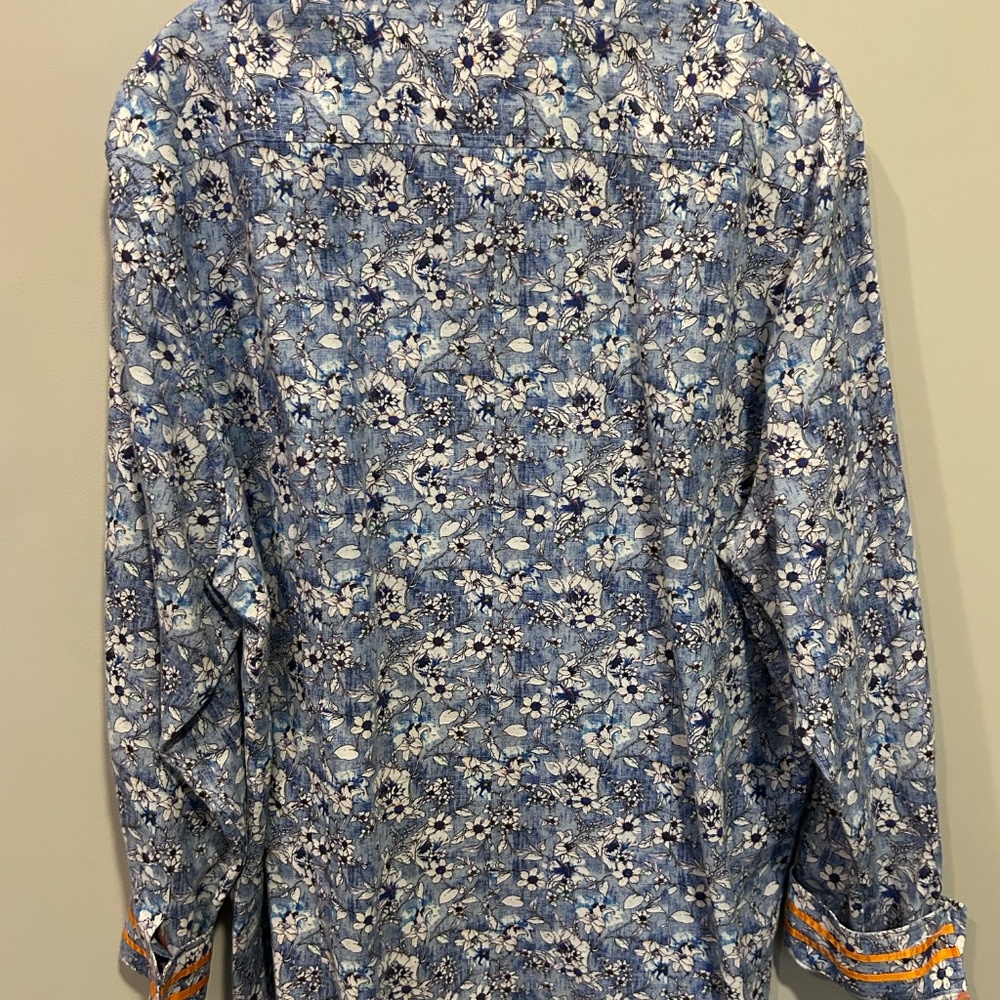 Robert Graham - Picture 4 of 4